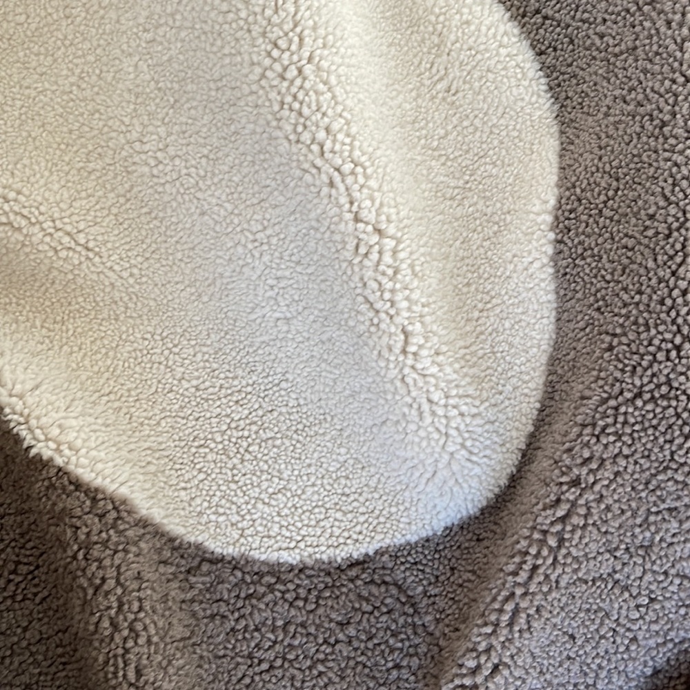 Cozy Oversized Sherpa Jacket with Cream Circle - Women's Leather Jackets - Picture 9 of 11